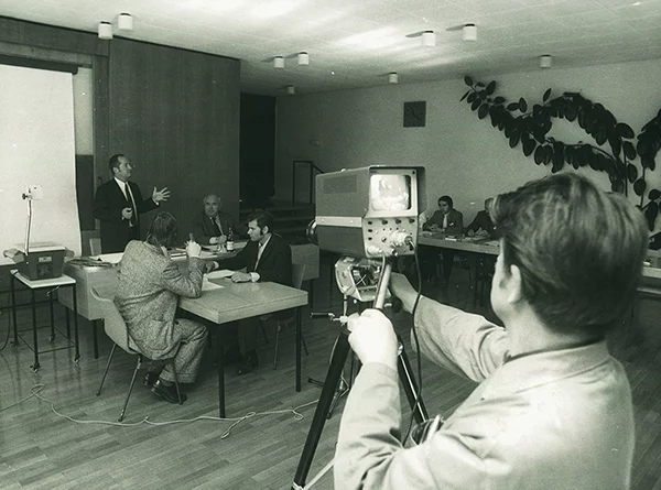 Archiv - Bildung in Haus Steinheim