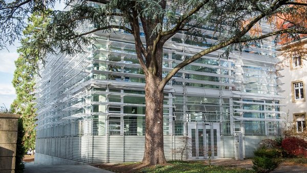 Neuer Standort in der Region Südbaden Moderne Architektur
