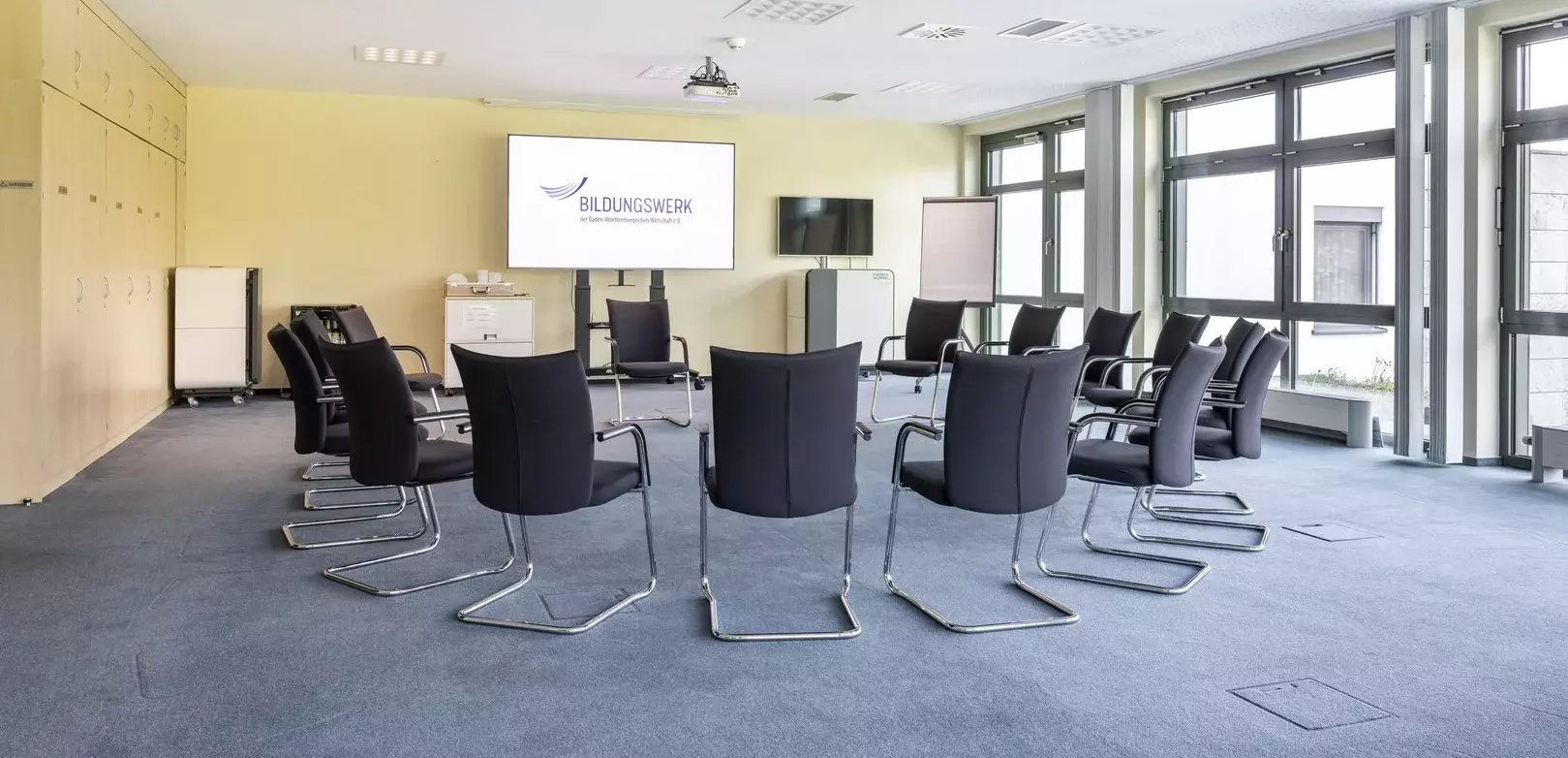 Seminar- und Tagungshaus Steinheim in naturnaher Umgebung mit guter Verkehrsanbindung