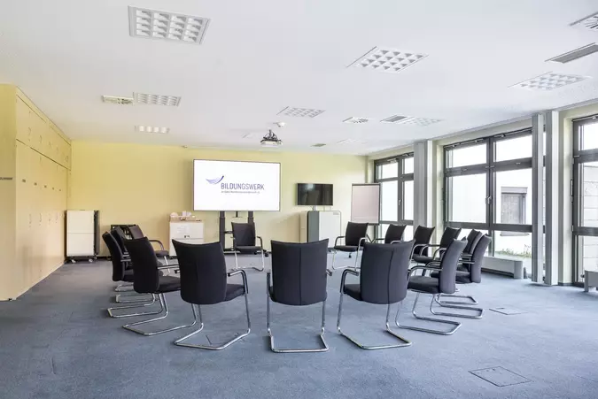 Seminar- und Tagungshaus Steinheim in naturnaher Umgebung mit guter Verkehrsanbindung
